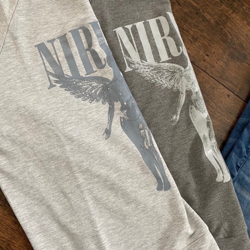 Heather Gray Nirvana Utero Graphic Band Sweatshirt - Picture 2 of 3